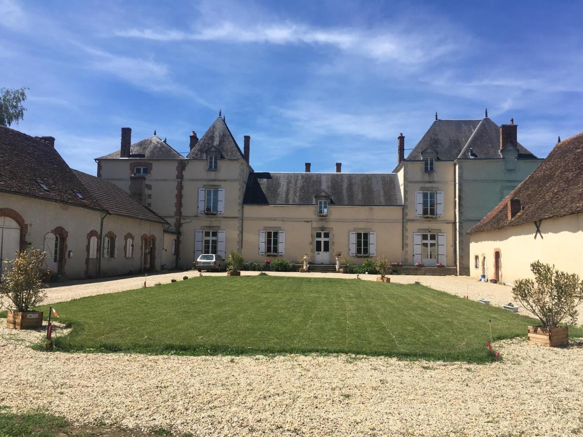 Chateau De Chavannes Tresnay Buitenkant foto
